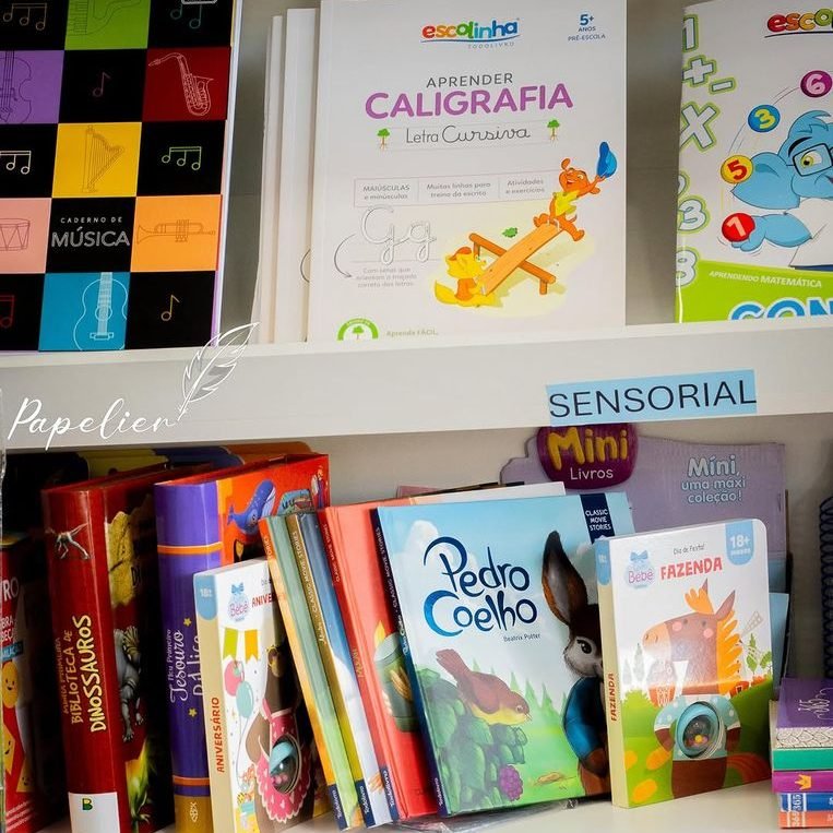 Livros infantis e sensoriais na Papelier